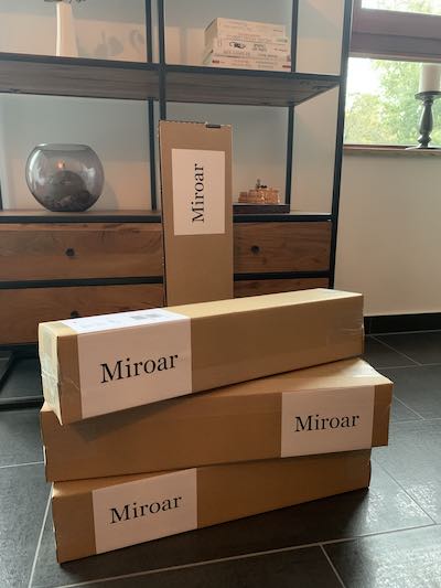 Foto af de første Miroar pakker